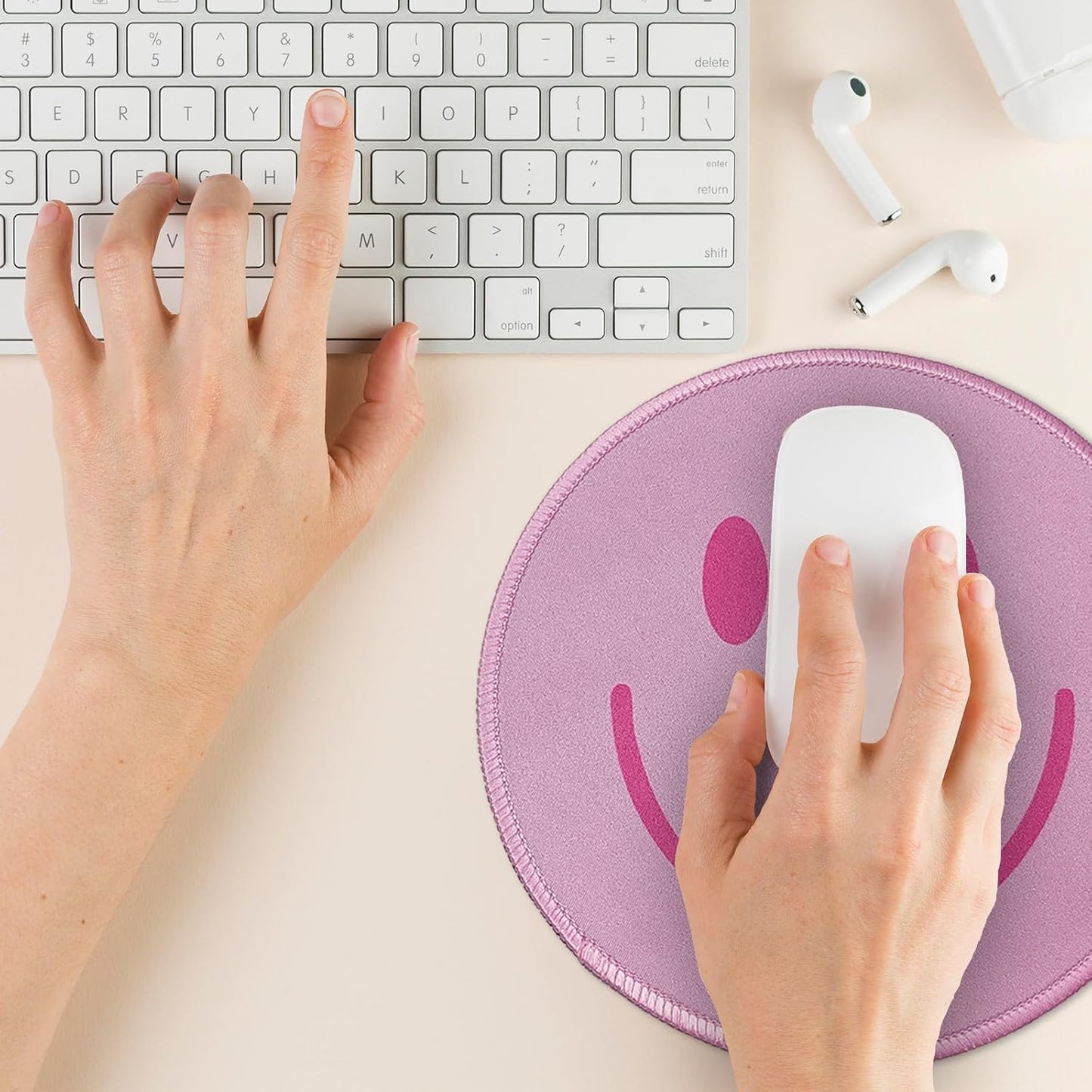 Small Round Travel Mouse Pad Cute Funny Mousepad Preppy Smile Face Mousepads with Coaster Non-Slip Rubber Base Stitched Edge for Wireless Computer for Office Home Gaming Laptop Women